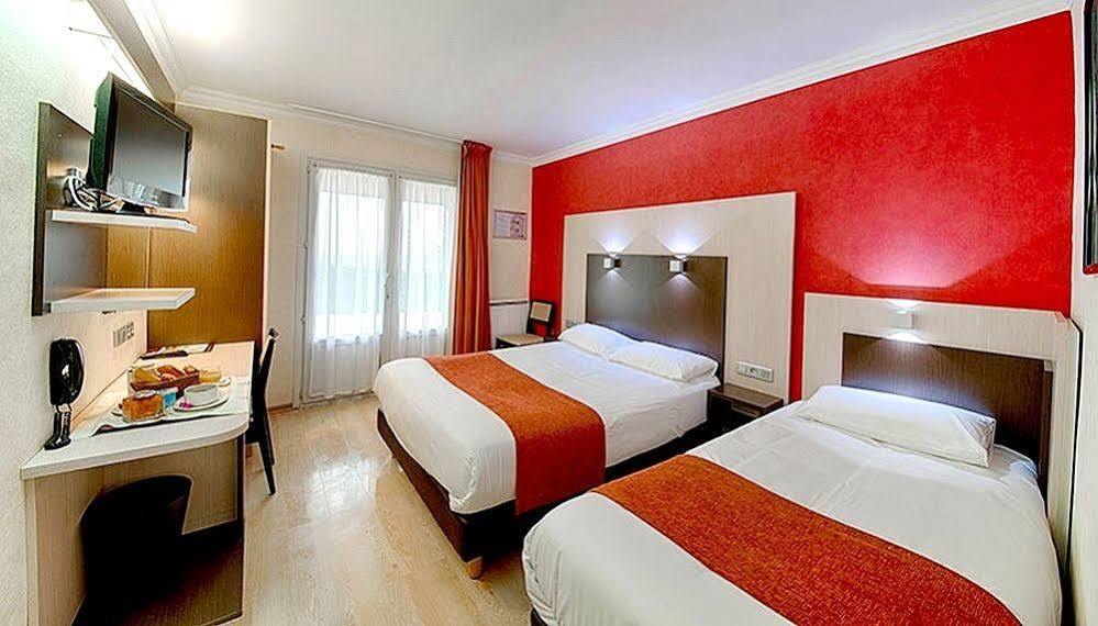 Hotel Le Val Moret Magnant Esterno foto